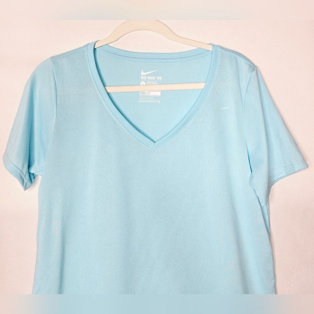 Women's Nike Tee Athletic Cut Dri-Fit V-Neck Aqua Turquoise Shirt. Size large. - Picture 2 of 7